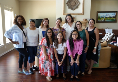 women's discussion banner image 500x350